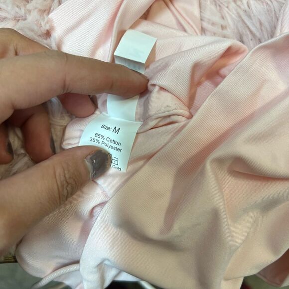 Pink tank top - Picture 3 of 5